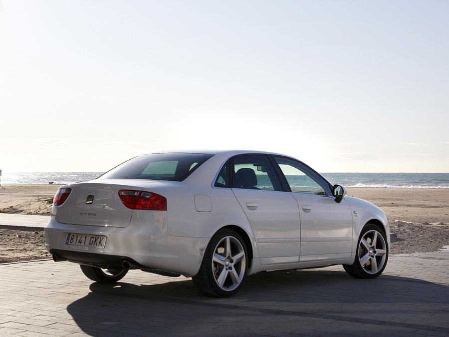  Seat Exeo 2009 года  (фото 32 из 180)